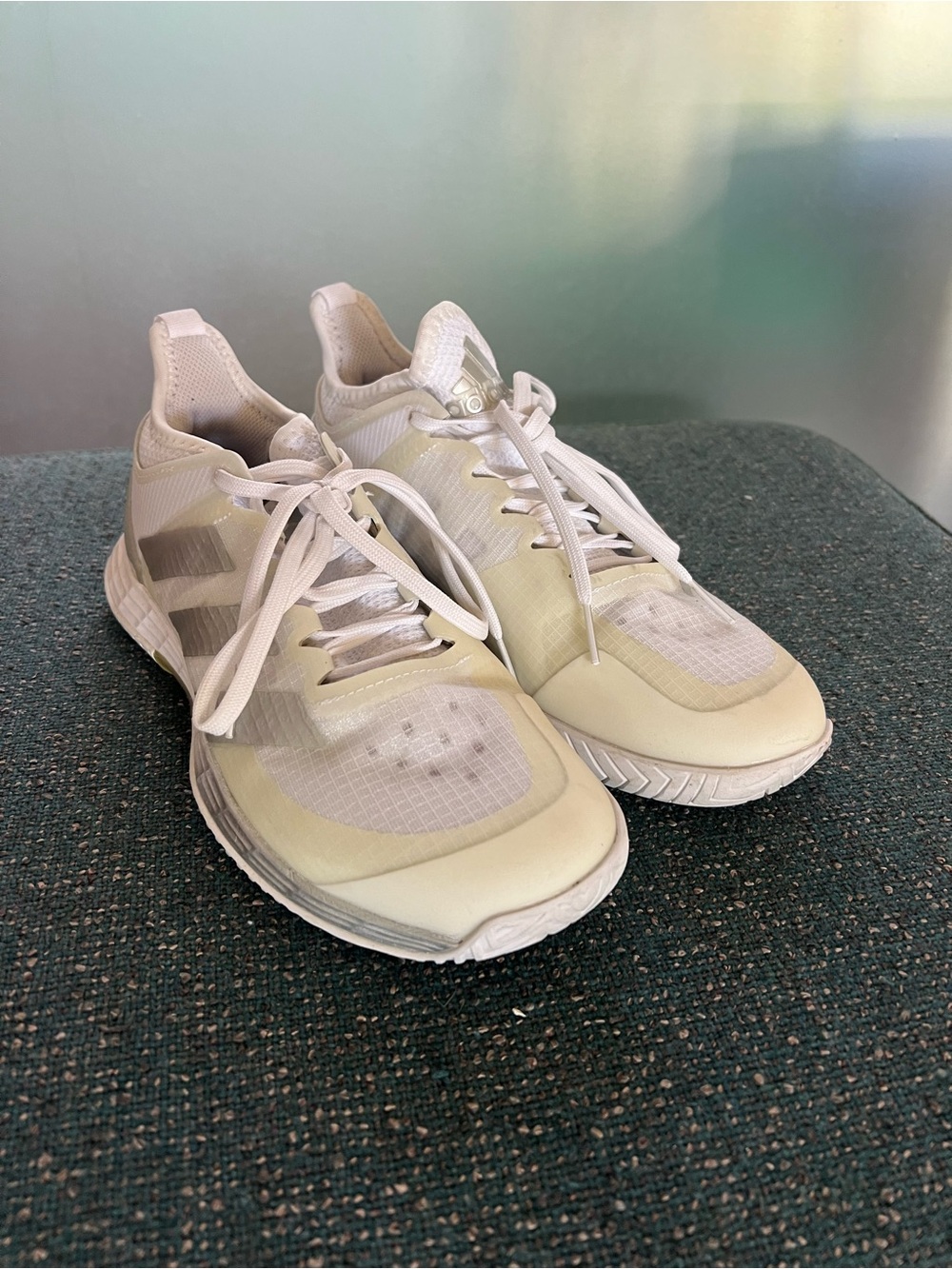 Addidas Women's tennis shoes